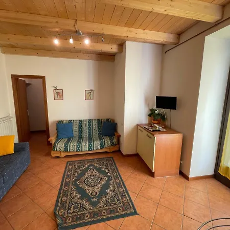 Centro Aprica A Pochi Passi Dalle Piste - Comfort Apartamento *